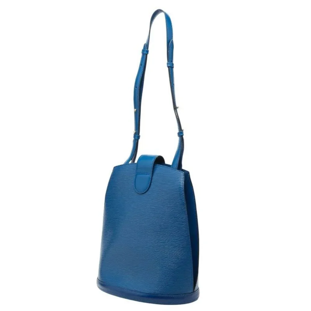 Louis Vuitton Cluny Shoulder Bag M52255